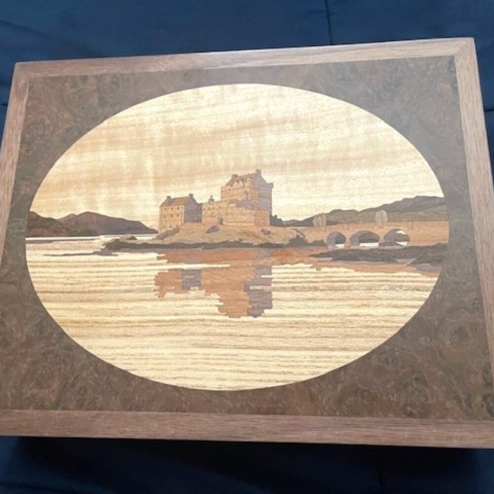 GORGEOUS!! BRAND NEW!! Eilean Donan Castle Sunset Jewelry Box